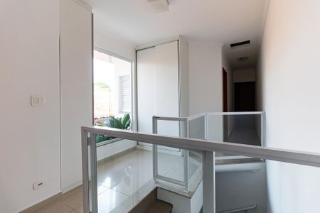 Casa à venda com 170m², 3 quartos e 2 vagasCorredor