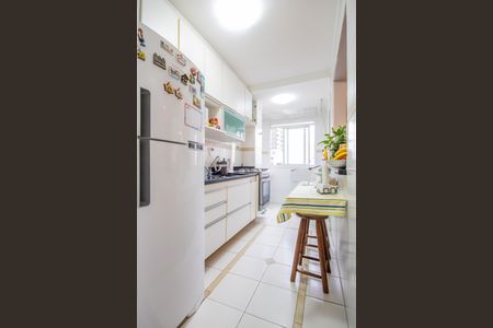 Apartamento à venda com 58m², 2 quartos e 1 vaga Apartamento à venda com 58m², 2 quartos e 1 vagaCozinha e Área de Serviço