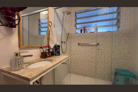 Apartamento à venda com 70m², 2 quartos e 1 vaga Apartamento à venda com 70m², 2 quartos e 1 vagaBanheiro