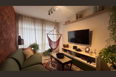 Apartamento à venda com 70m², 2 quartos e 1 vaga Apartamento à venda com 70m², 2 quartos e 1 vagaSala de TV