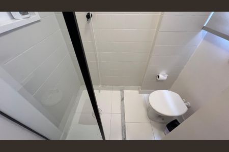 Apartamento à venda com 70m², 2 quartos e 1 vaga Apartamento à venda com 70m², 2 quartos e 1 vagaBanheiro da Suíte
