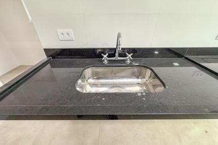 Apartamento à venda com 144m², 2 quartos e 2 vagas Apartamento à venda com 144m², 2 quartos e 2 vagasCozinha