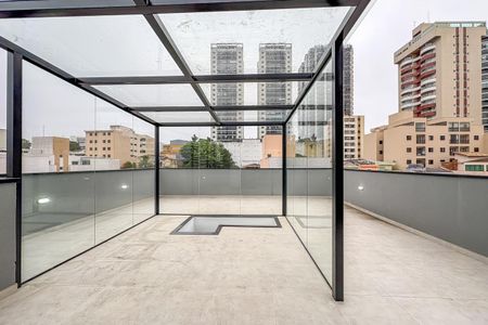 Apartamento à venda com 144m², 2 quartos e 2 vagas Apartamento à venda com 144m², 2 quartos e 2 vagasTerraço