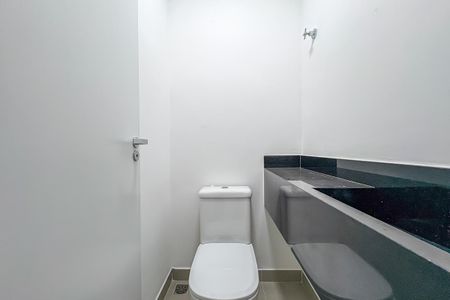 Apartamento à venda com 144m², 2 quartos e 2 vagas Apartamento à venda com 144m², 2 quartos e 2 vagasLavabo