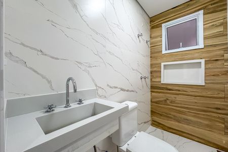 Apartamento à venda com 144m², 2 quartos e 2 vagas Apartamento à venda com 144m², 2 quartos e 2 vagasBanheiro da Suíte 2