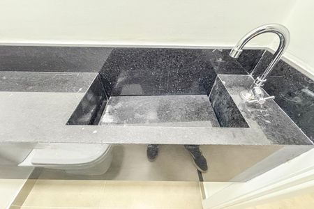 Apartamento à venda com 144m², 2 quartos e 2 vagas Apartamento à venda com 144m², 2 quartos e 2 vagasLavabo