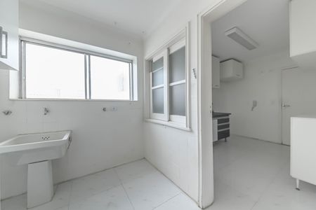Apartamento à venda com 114m², 3 quartos e 1 vagaÁrea de Serviço