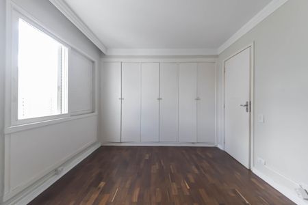 Apartamento à venda com 114m², 3 quartos e 1 vagaQuarto 2