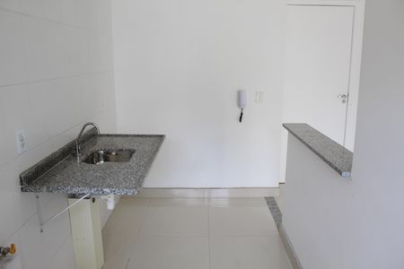 Apartamento para alugar com 47m², 2 quartos e 1 vagaCozinha e Área de Serviço
