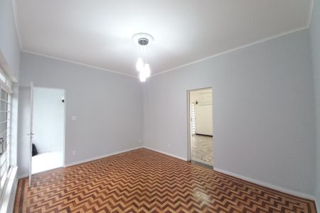 Casa à venda com 178m², 4 quartos e 1 vaga Casa à venda com 178m², 4 quartos e 1 vagaSala