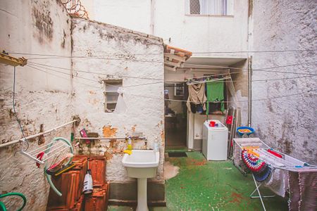 Casa à venda com 100m², 2 quartos e 1 vaga Casa à venda com 100m², 2 quartos e 1 vagaÁrea de Serviço