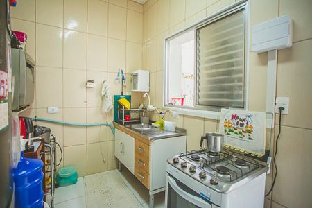 Casa à venda com 100m², 2 quartos e 1 vaga Casa à venda com 100m², 2 quartos e 1 vagaCozinha