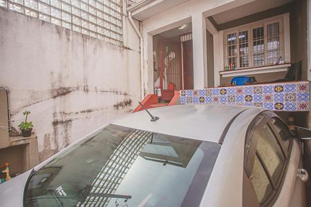 Casa à venda com 100m², 2 quartos e 1 vaga Casa à venda com 100m², 2 quartos e 1 vagaGaragem