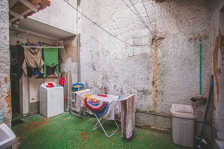 Casa à venda com 100m², 2 quartos e 1 vaga Casa à venda com 100m², 2 quartos e 1 vagaÁrea de Serviço