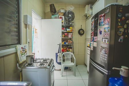 Casa à venda com 100m², 2 quartos e 1 vaga Casa à venda com 100m², 2 quartos e 1 vagaCozinha