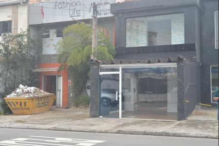 Casa à venda com 135m², 2 quartos e 1 vagaFachada 