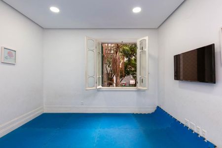 Apartamento à venda com 240m², 4 quartos e 4 vagasÁrea comum - Jogos