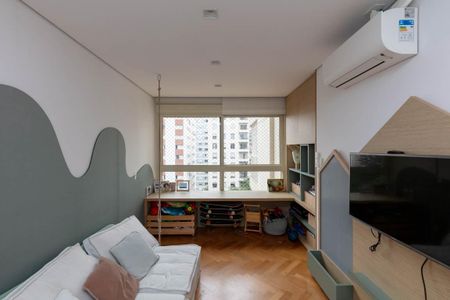 Apartamento à venda com 240m², 4 quartos e 4 vagas Quarto