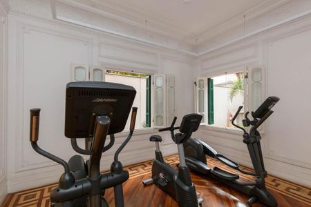 Apartamento à venda com 240m², 4 quartos e 4 vagasÁrea comum - Academia