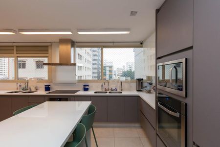Apartamento à venda com 240m², 4 quartos e 4 vagasCozinha