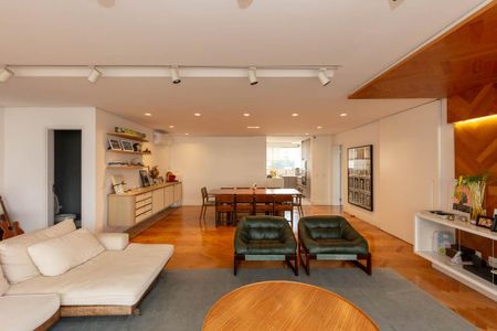 Apartamento à venda com 240m², 4 quartos e 4 vagasSala