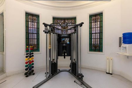 Apartamento à venda com 240m², 4 quartos e 4 vagasÁrea comum - Academia