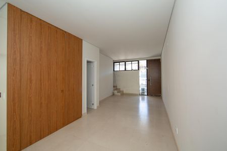 SALA de casa para alugar com 3 quartos, 106m² em Estoril, Belo Horizonte