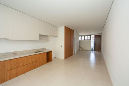 COZINHA de casa para alugar com 3 quartos, 106m² em Estoril, Belo Horizonte
