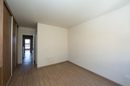 QUARTO1 de casa para alugar com 3 quartos, 106m² em Estoril, Belo Horizonte