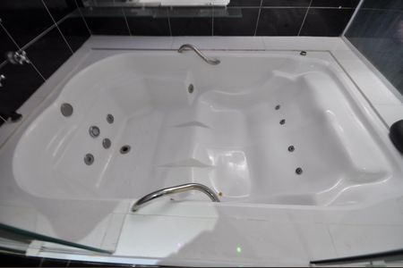 Casa para alugar com 700m², 4 quartos e 3 vagasBanheiro da Suíte 1