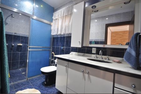 Casa para alugar com 700m², 4 quartos e 3 vagasBanheiro Social