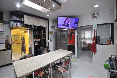 Casa para alugar com 700m², 4 quartos e 3 vagasCozinha