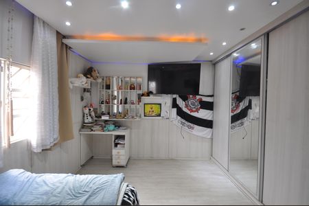 Casa para alugar com 700m², 4 quartos e 3 vagasSuíte 2