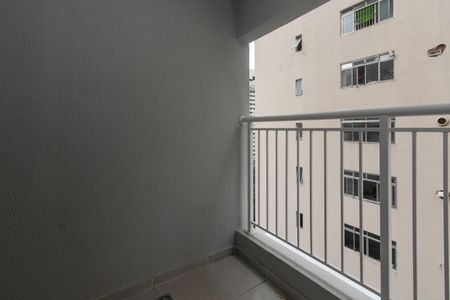 Apartamento para alugar com 42m², 1 quarto e sem vaga Apartamento para alugar com 42m², 1 quarto e sem vagaVaranda