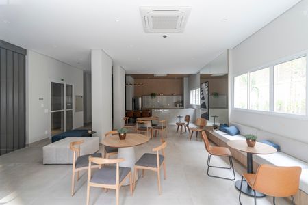 Apartamento para alugar com 42m², 1 quarto e sem vaga Apartamento para alugar com 42m², 1 quarto e sem vagaSalão de Festas