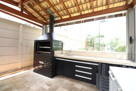 Apartamento à venda com 33m², 1 quarto e sem vagaÁrea comum - Churrasqueira