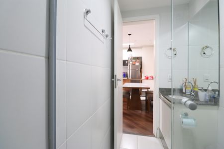 Apartamento à venda com 33m², 1 quarto e sem vagaBanheiro