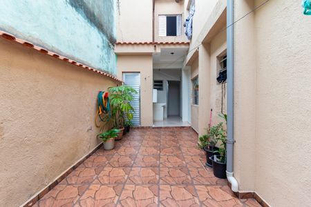 Casa à venda com 380m², 1 quarto e sem vagaQuintal compartilhado