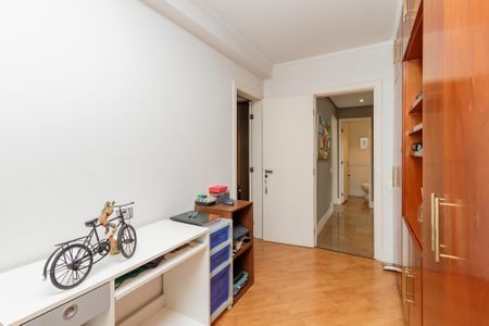 Apartamento à venda com 137m², 3 quartos e 3 vagasEscritório