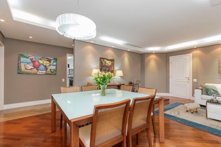 Apartamento à venda com 137m², 3 quartos e 3 vagasSala