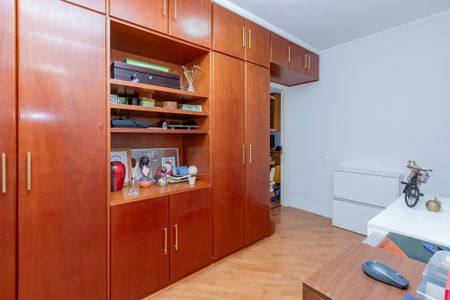Apartamento à venda com 137m², 3 quartos e 3 vagasEscritório