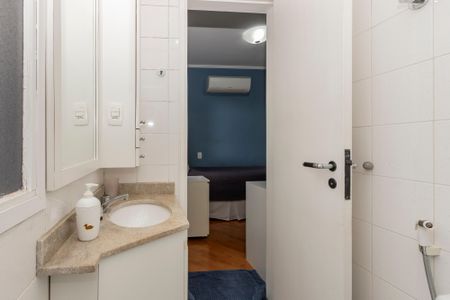 Apartamento à venda com 137m², 3 quartos e 3 vagasBanheiro da Suíte 3