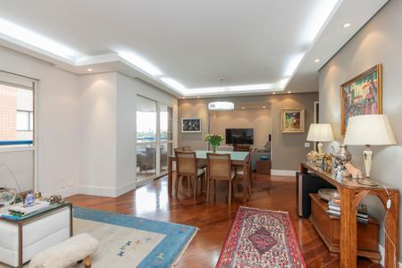 Apartamento à venda com 137m², 3 quartos e 3 vagasSala