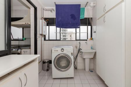 Apartamento à venda com 137m², 3 quartos e 3 vagasÁrea de Serviço