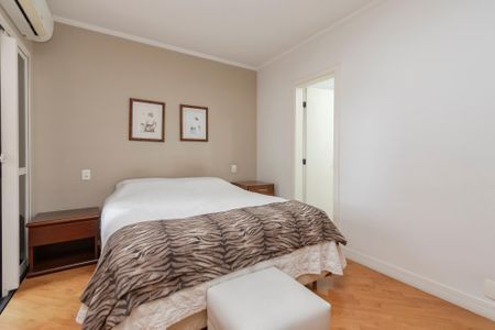 Apartamento à venda com 137m², 3 quartos e 3 vagasSuíte 1