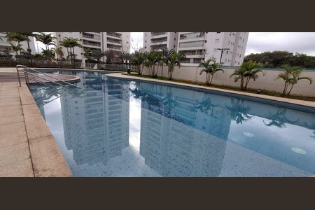 Apartamento à venda com 198m², 3 quartos e 3 vagas Apartamento à venda com 198m², 3 quartos e 3 vagasÁrea Comum