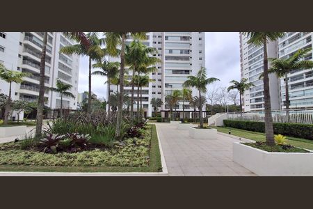 Apartamento à venda com 198m², 3 quartos e 3 vagas Apartamento à venda com 198m², 3 quartos e 3 vagasÁrea Comum