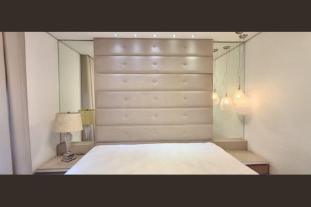 Apartamento à venda com 198m², 3 quartos e 3 vagas Apartamento à venda com 198m², 3 quartos e 3 vagasSuíte 3