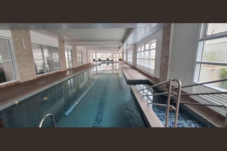 Apartamento à venda com 198m², 3 quartos e 3 vagas Apartamento à venda com 198m², 3 quartos e 3 vagasÁrea Comum