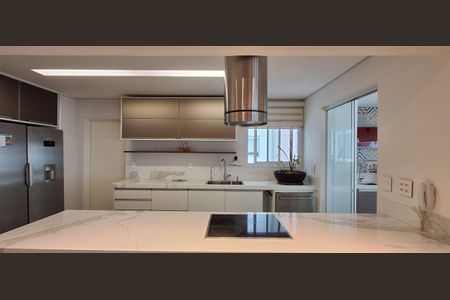 Apartamento à venda com 198m², 3 quartos e 3 vagas Apartamento à venda com 198m², 3 quartos e 3 vagasCozinha